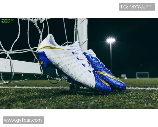 球星代言热门足球鞋盘点 揭秘背后品牌与设计理念