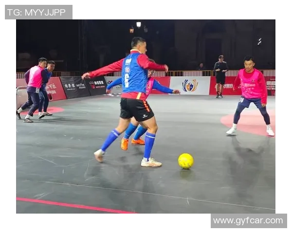 球星如何选择与佩戴足球鞋进行高强度训练提升竞技表现 球星如何选择与佩戴足球鞋进行高强度训练提升竞技表现