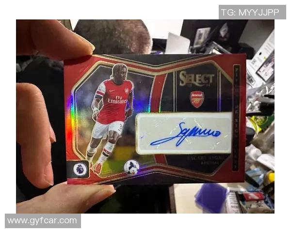 足球jr球星卡收藏价值与成长潜力全面解析 足球jr球星卡收藏价值与成长潜力全面解析